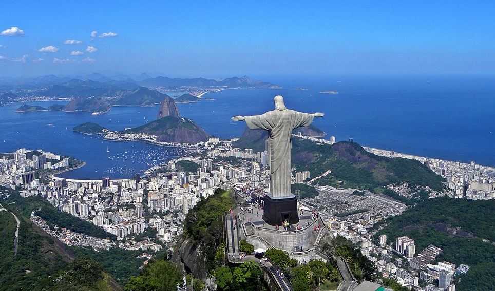 Top 10 World Famous Statues, Christ the Redeemer