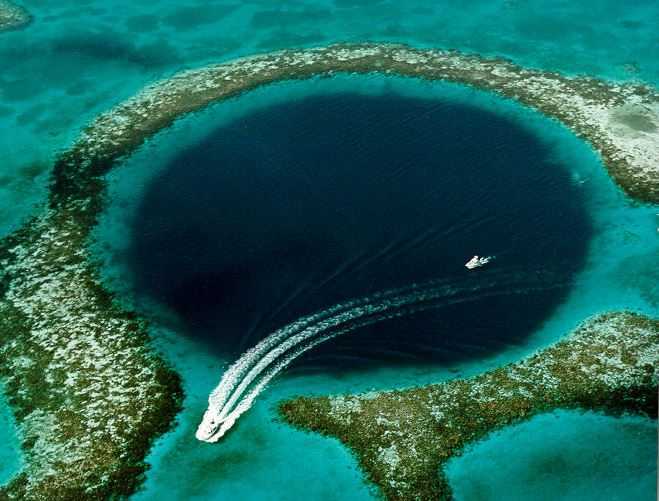 Top 10 Best Dive Spots in the World, Great Blue Hole