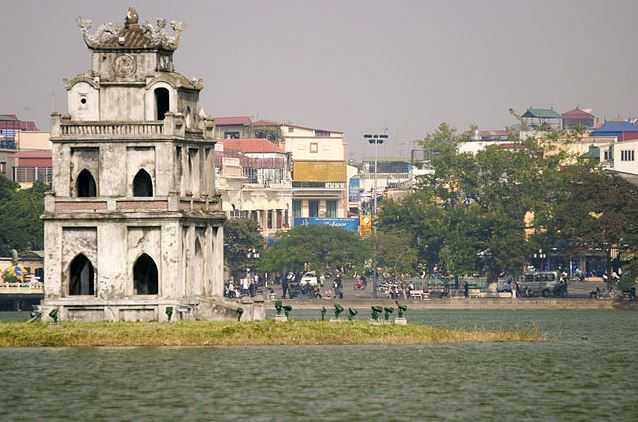 Top 10 Tourist Attractions in Vietnam, Hoan Kiem Lake