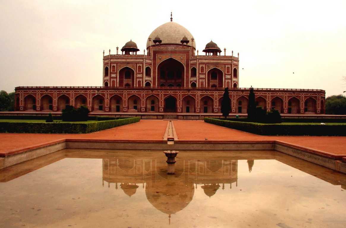 Top 10 Most Famous Mausoleums in the World, Humayun's Tomb