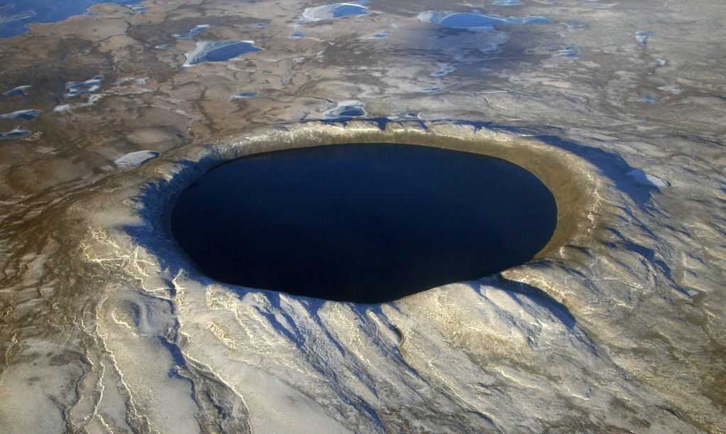 Top 10 Fascinating Impact Craters on Earth, Pingualuit Crater