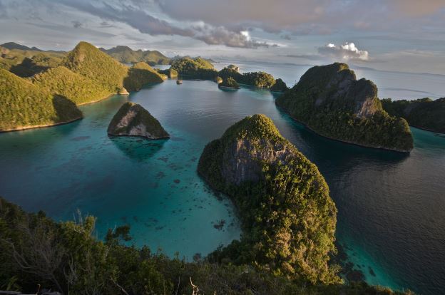 Top 10 Best Island Reefs around the World, Raja Ampat