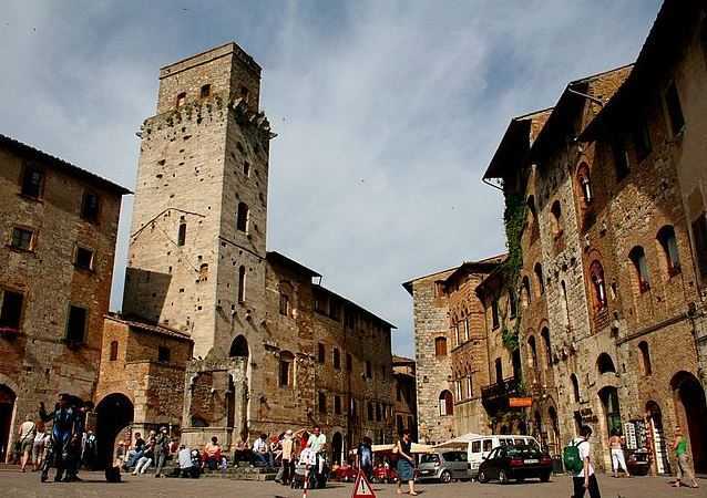 Top 10 Tourist Attractions in Italy, San Gimignano