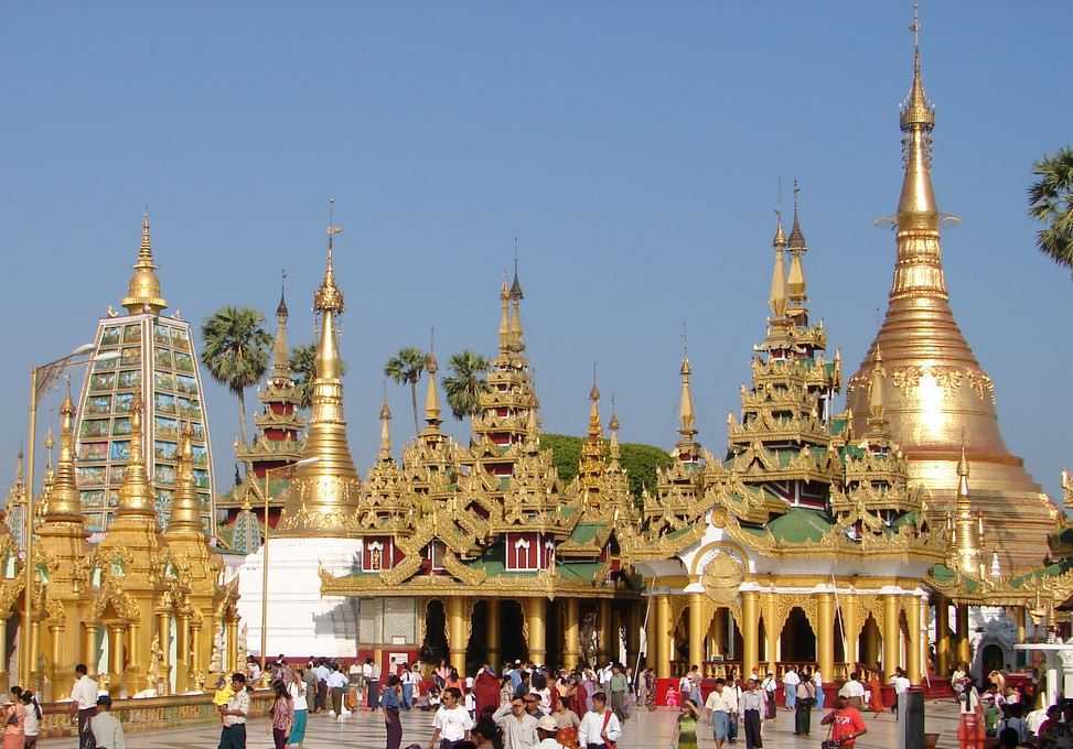 Top 10 Most Famous Buddhist Temples, Shwedagon Pagoda
