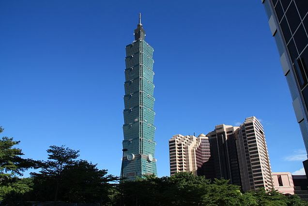 Top 10 Iconic Skyscrapers around the World, Taipei 101