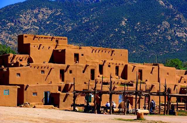 Top 10 Amazing Mud Brick Buildings, Taos Pueblo