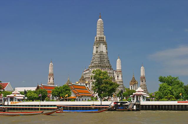 Top 10 Most Famous Buddhist Temples, Wat Arun