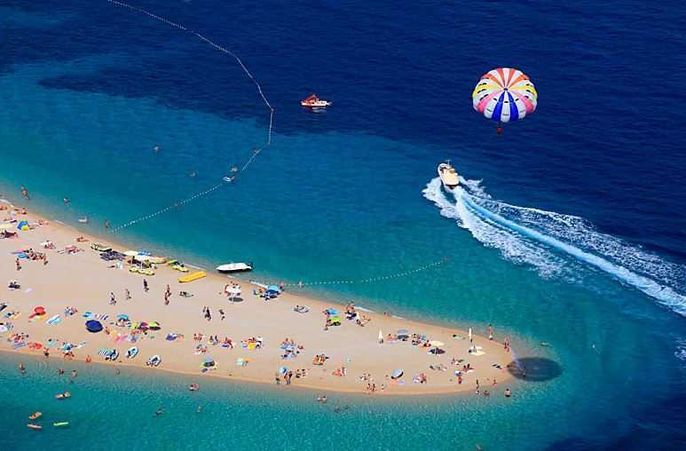 Top 10 Most beautiful Beaches around the World, Zlatni Rat