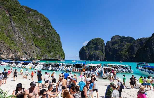 Top 10 Laid-back Islands without Cars, Ko Phi Phi