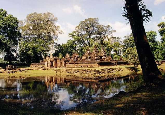 Banteay Srei, tourist places in Cambodia