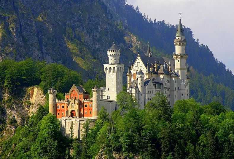 Neuschwanstein, tourist attractions in Germany
