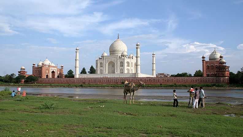 Taj Mahal, tourist attractions in India