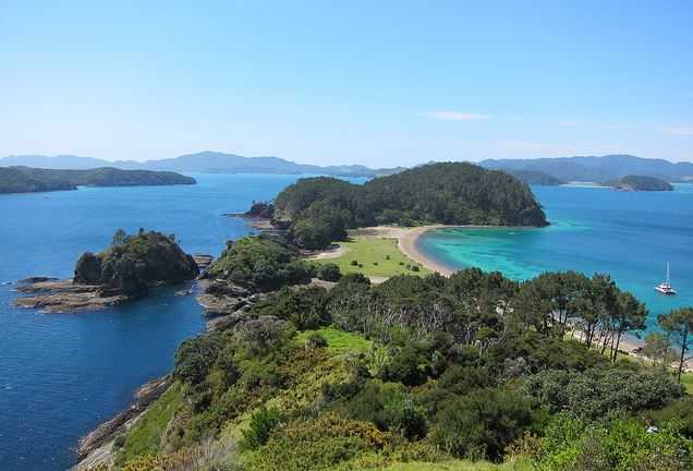 Bay of Islands, places in New Zealand