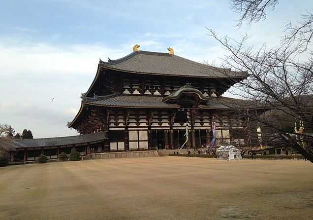 Todaiji Temple, tourist attractions in Japan