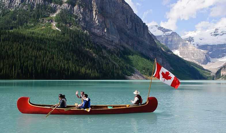 Banff National Park, tourist places in Canada