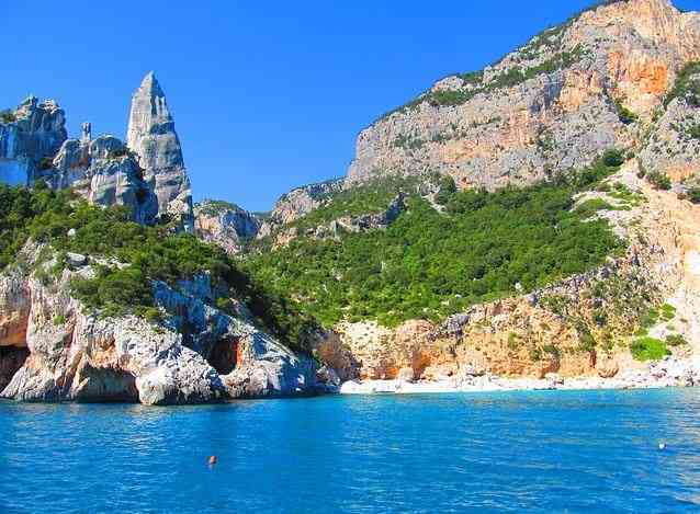 Sardinia, best Italian Islands to visit